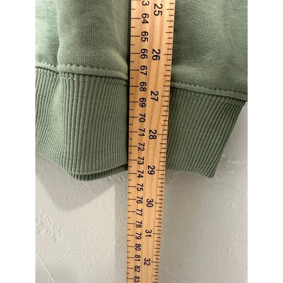 Disney Parks ‘Tis The Season 2025 Sweatshirt - Picture 3 of 6